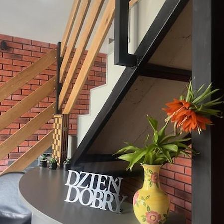 Happy 4 Aparthotel Krosno Eksteriør bilde